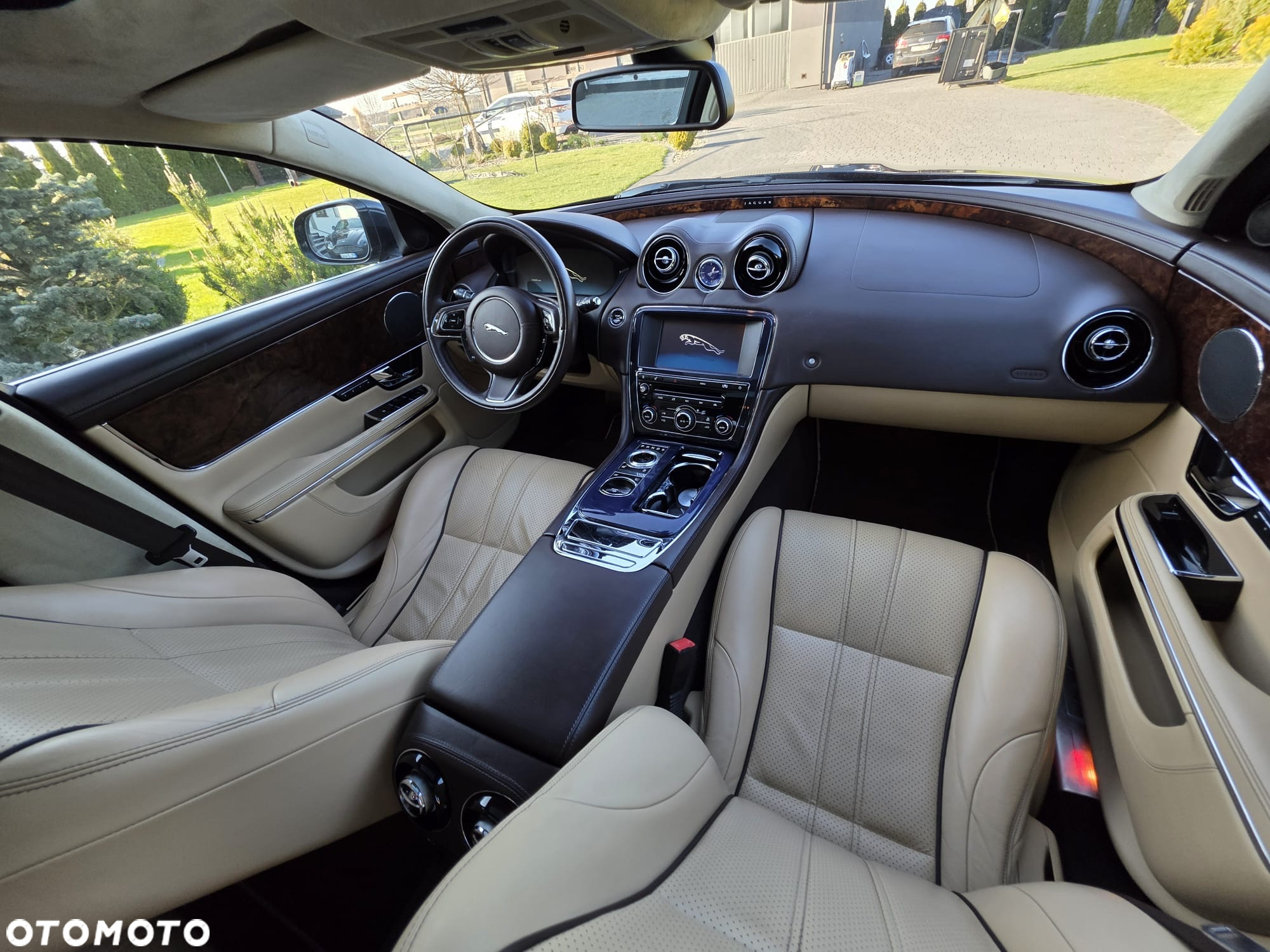 Jaguar XJ 3.0 D V6 Portfolio - 13