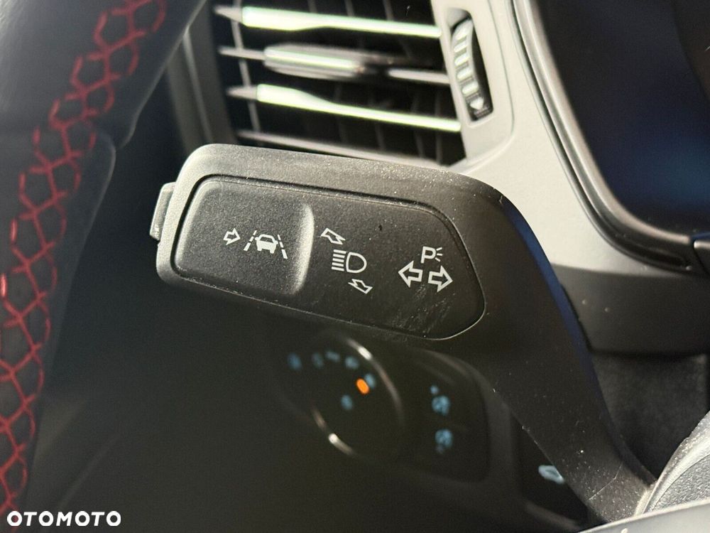 Ford Focus - 19