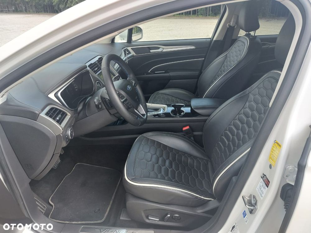 Ford Mondeo 2.0 TDCi STart-Stopp PowerShift-Aut Vignale - 17