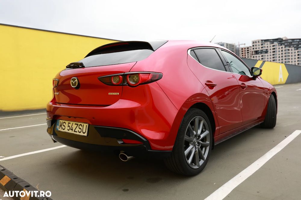Mazda 3 - 8