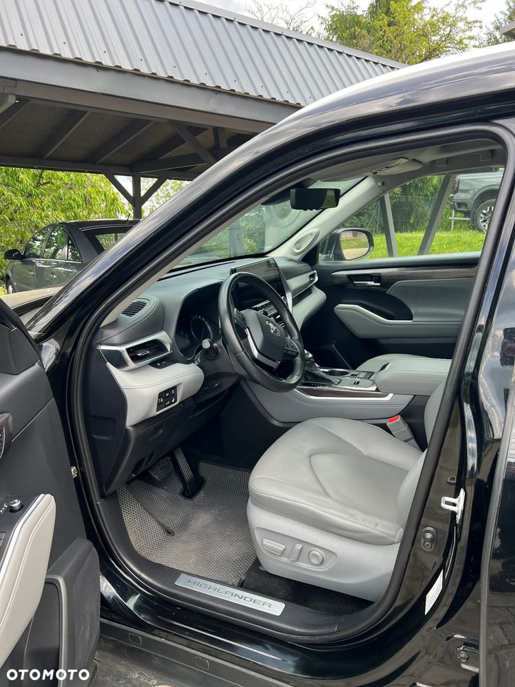 Toyota Highlander 2.5 Hybrid Executive - 9