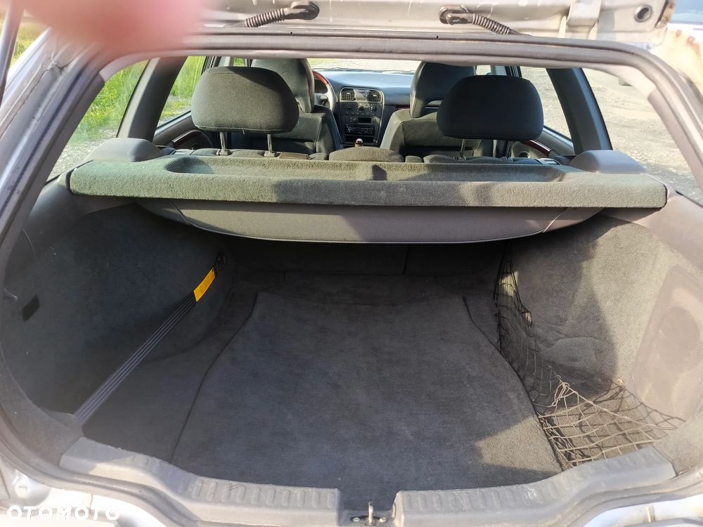 Volvo V40 1.9D - 14