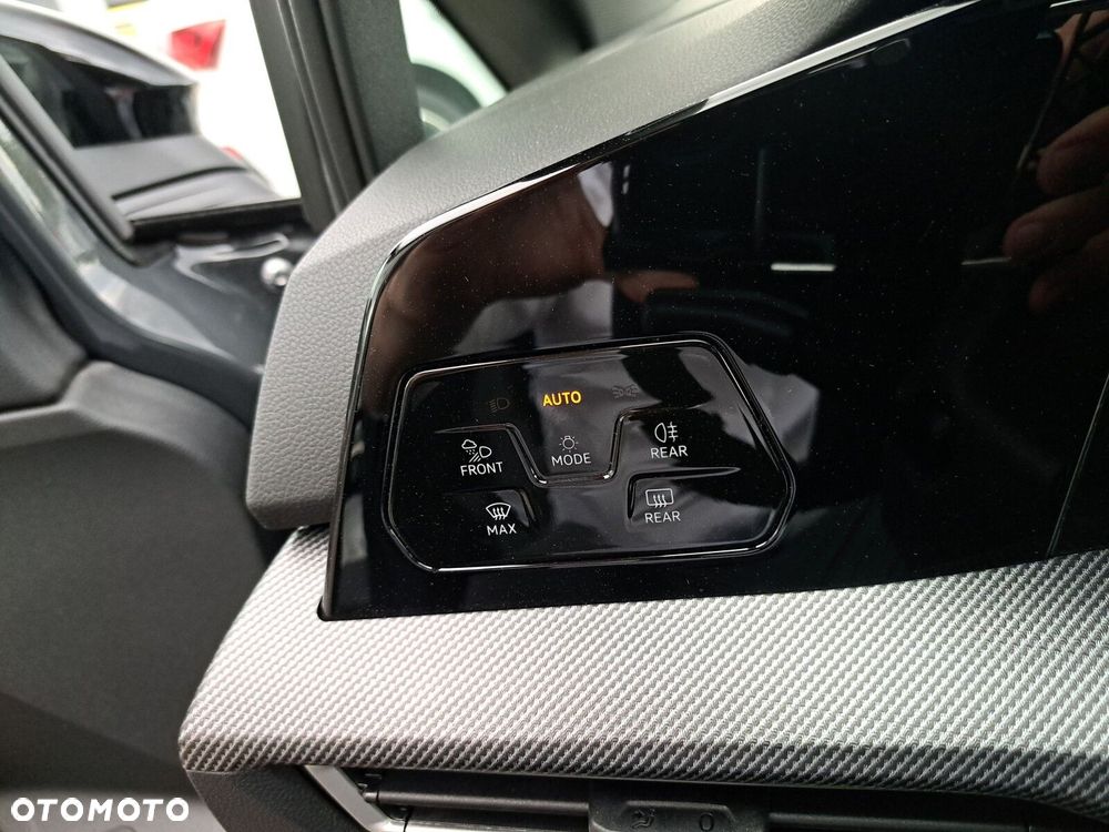 Volkswagen Golf Variant 2.0 TDI R-Line Plus DSG - 18