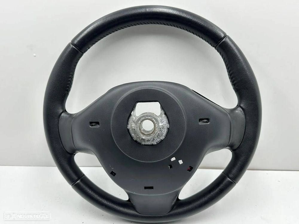 Volante - Renault Clio IV (2018) - 8