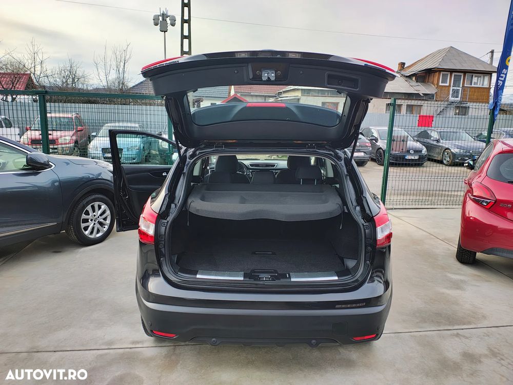 Nissan Qashqai 1.6 DCI N-Connecta - 25