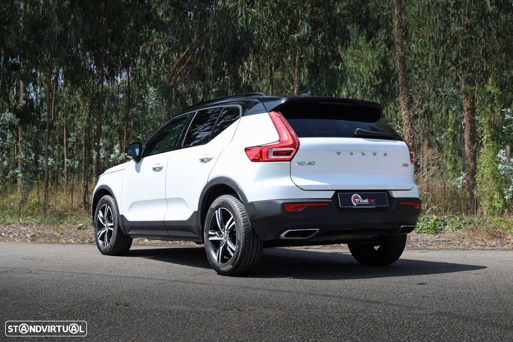 Volvo XC 40 2.0 D3 R-Design - 4