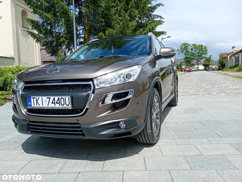 Peugeot 4008 - 10