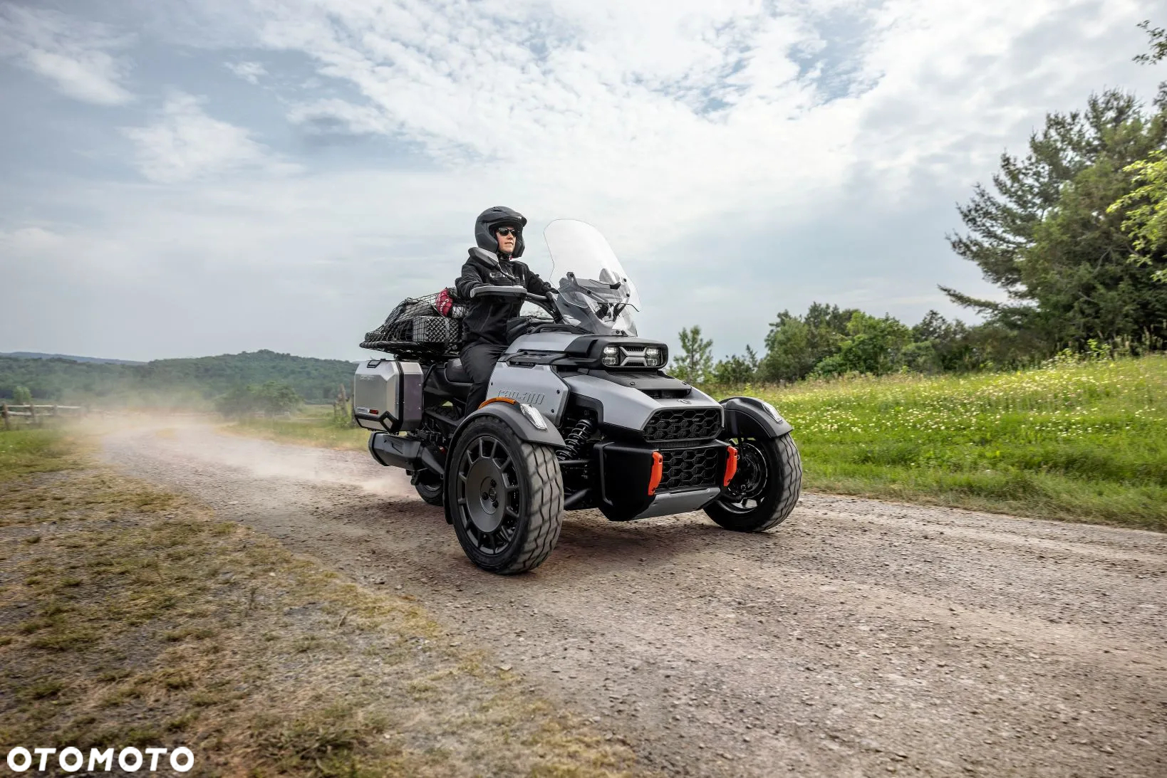 Can-Am Spyder - 11