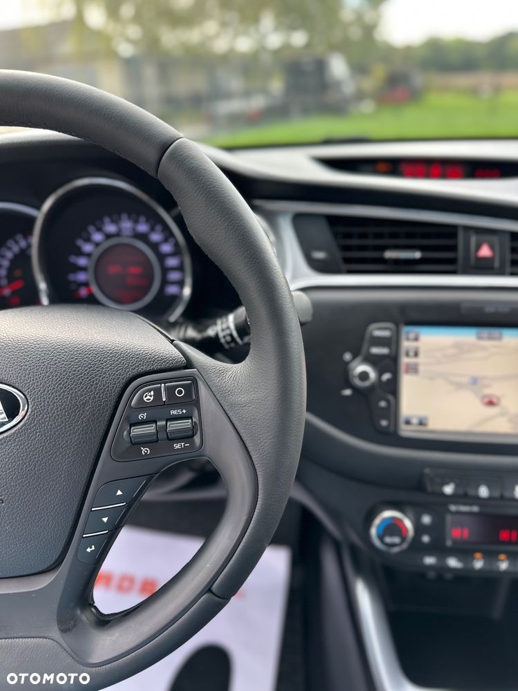 Kia Ceed 1.6 GDI Platinum Edition - 22