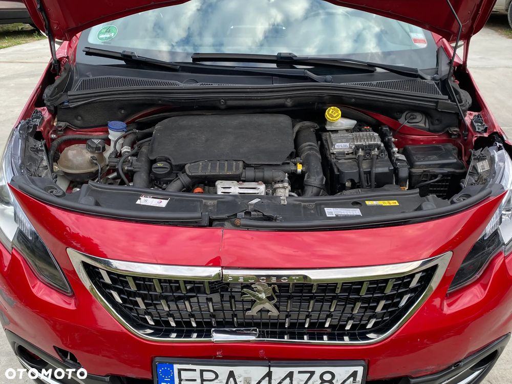 Peugeot 2008 1.2 Pure Tech Allure S&S EAT6 - 20