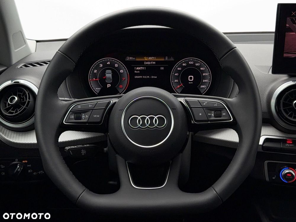 Audi Q2 - 16