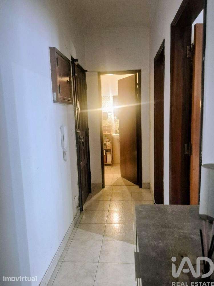 Apartamento T1 em Póvoa de Santa Iria e Forte da Casa de 70 m2 - Grande imagem: 3/9
