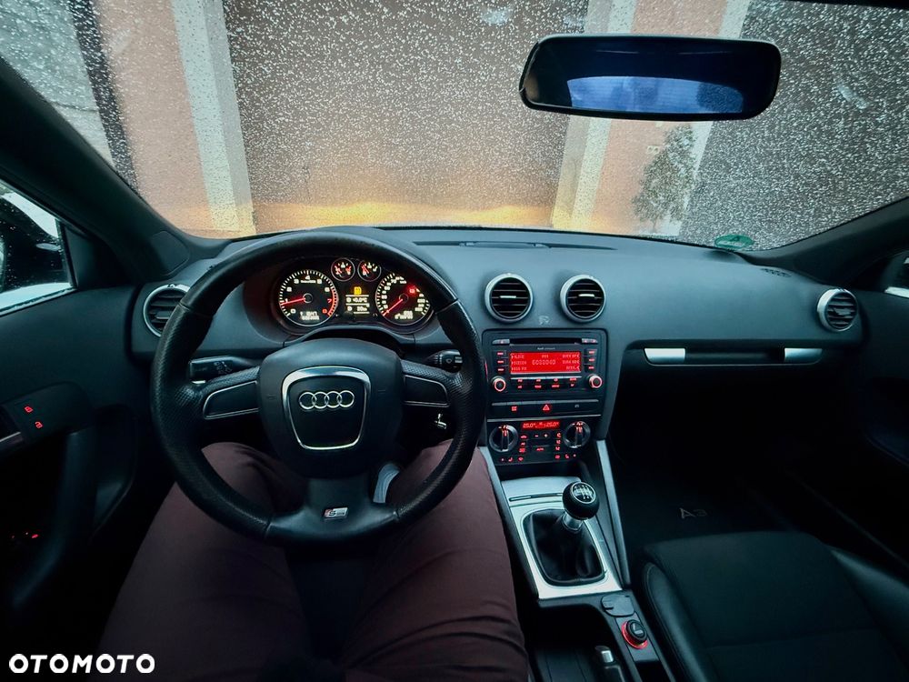 Audi A3 Sportback 1.8 TFSI S line Sportpaket (plus) - 20