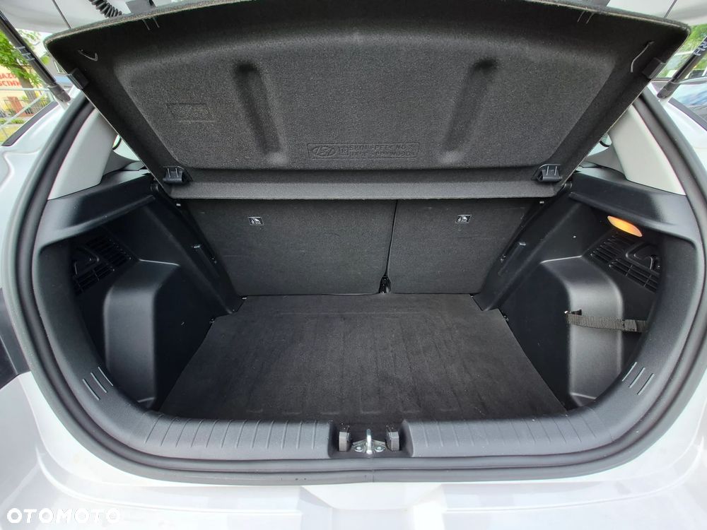 Hyundai i20 1.2 Modern - 32