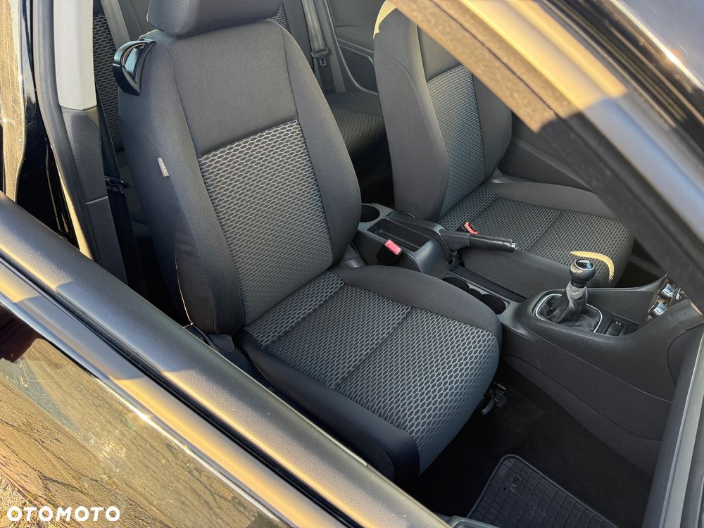 Volkswagen Golf 1.6 Edition - 17