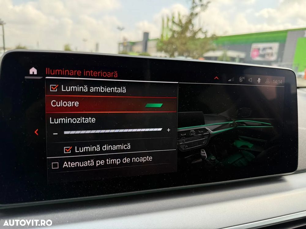 BMW Seria 5 530i AT MHEV - 18