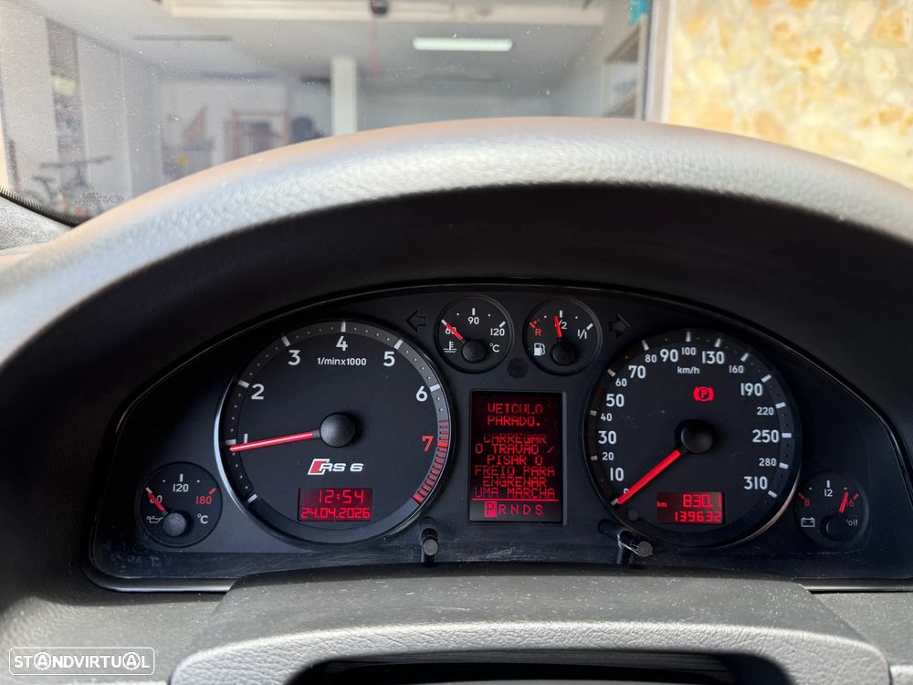 Audi RS6 Avant 4.2 V8 Tiptronic - 10