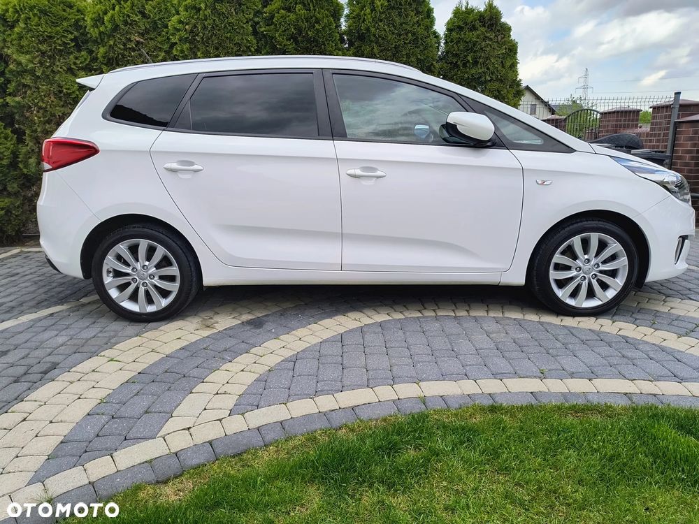 Kia Carens 1.7 CRDi 136 Dream Team Edition - 5