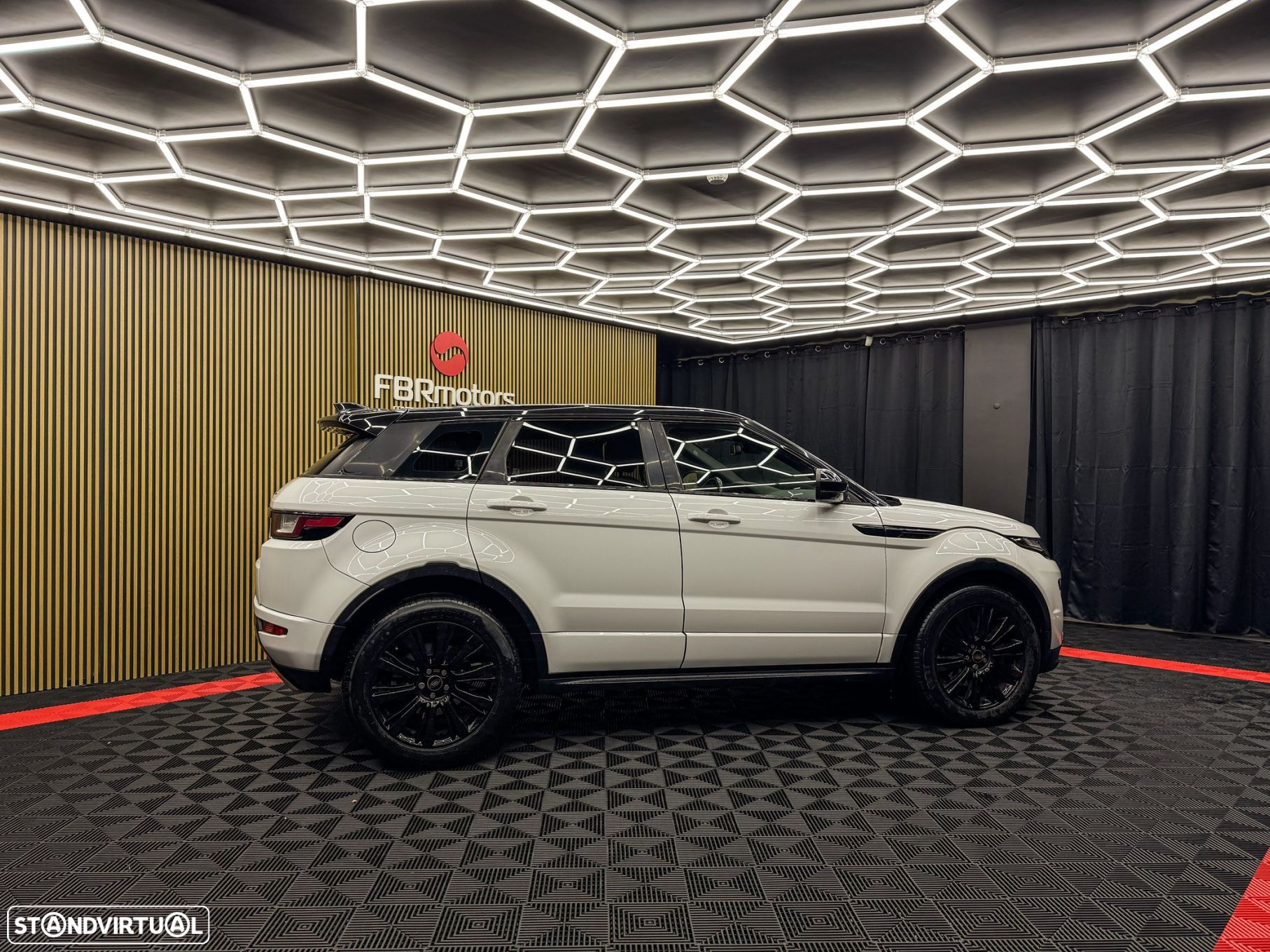 Land Rover Range Rover Evoque 2.0 TD4 HSE Dynamic Auto - 9