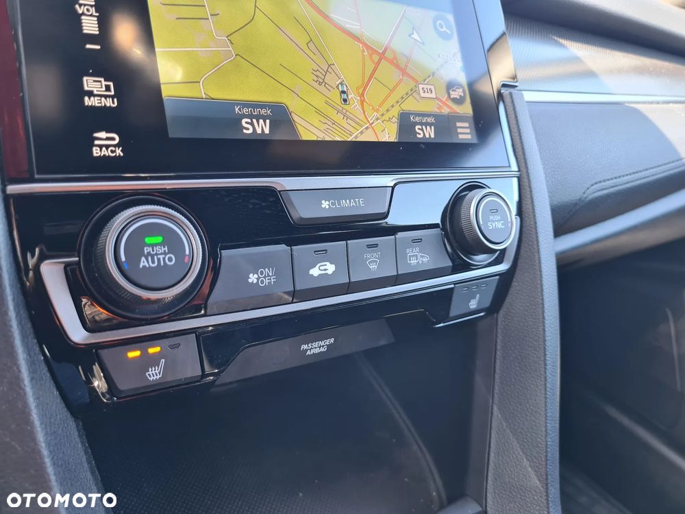 Honda Civic 1.0 T Comfort Sport Line - 32