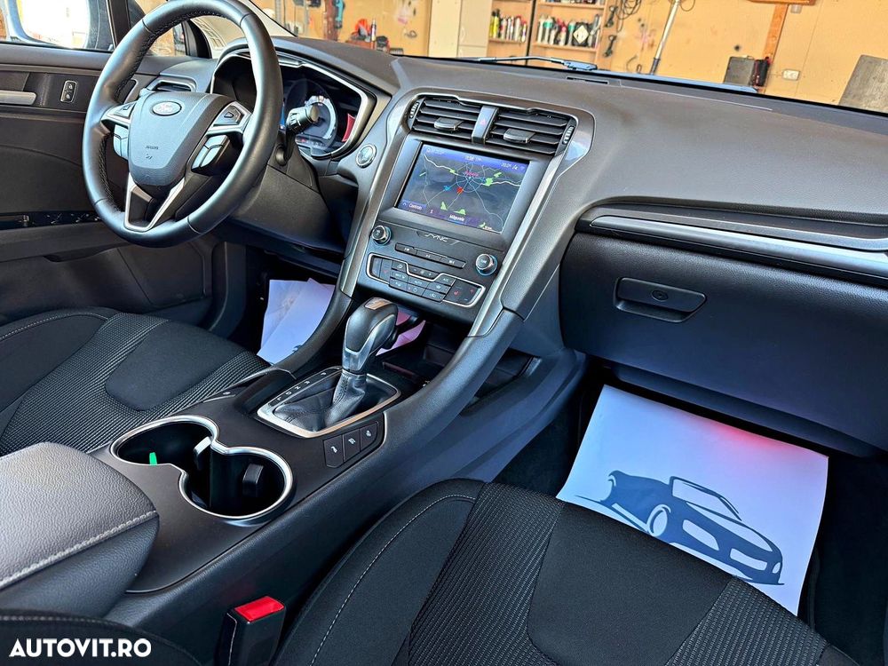 Ford Mondeo 2.0 HEV Titanium - 6