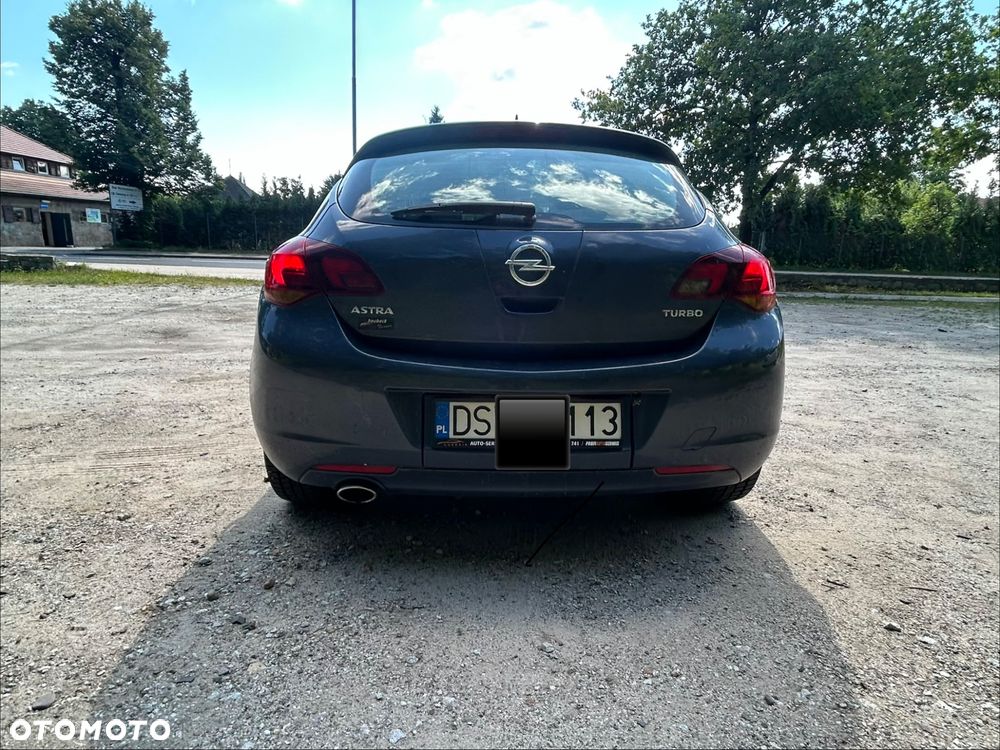 Opel Astra 1.4 Turbo Cosmo - 6