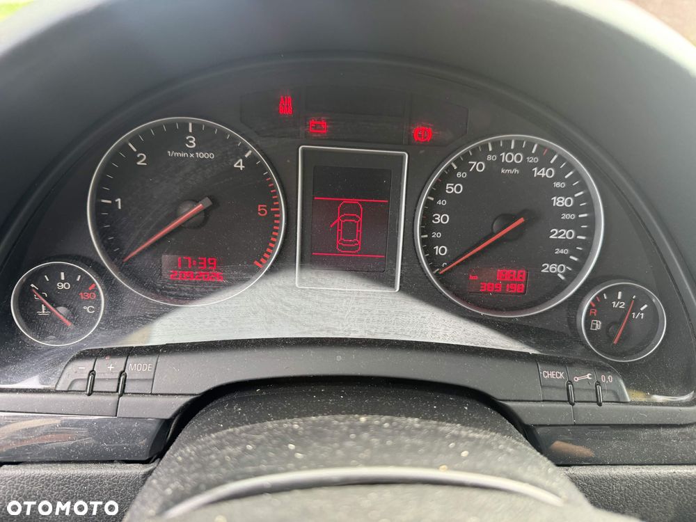 Audi A4 Avant 1.9 TDI - 8