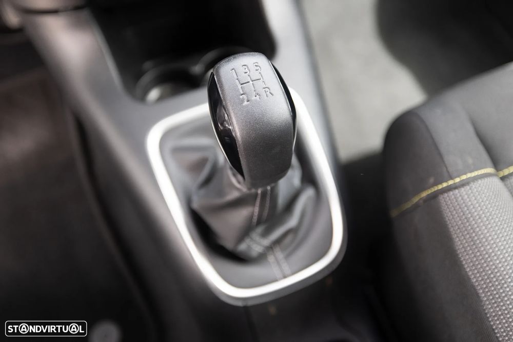 Citroën C3 1.2 PureTech Shine - 10