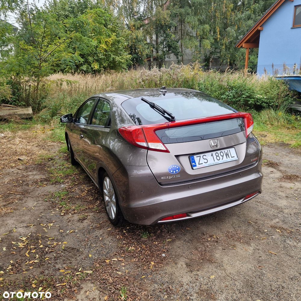 Honda Civic 1.8 Comfort - 3