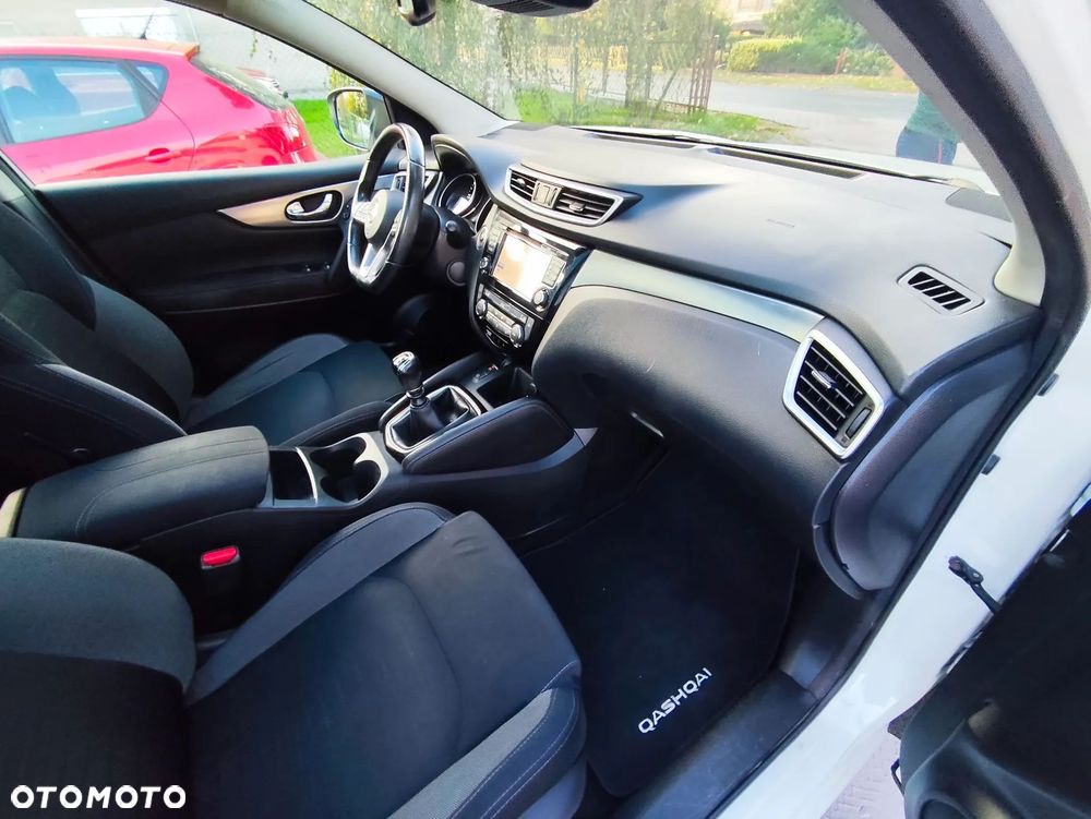 Nissan Qashqai 1.5 dCi Tekna+ - 10