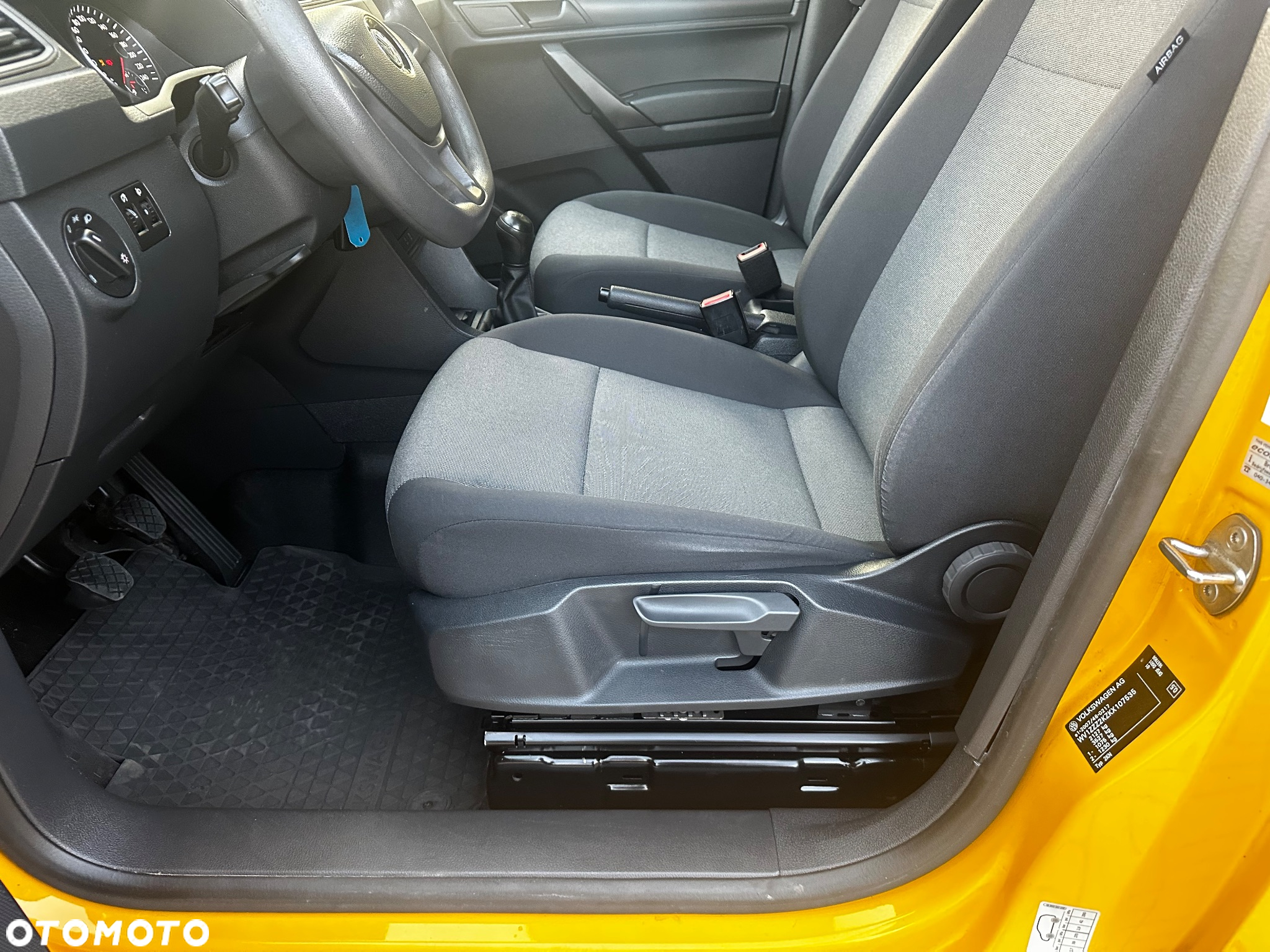 Volkswagen CADDY - 27