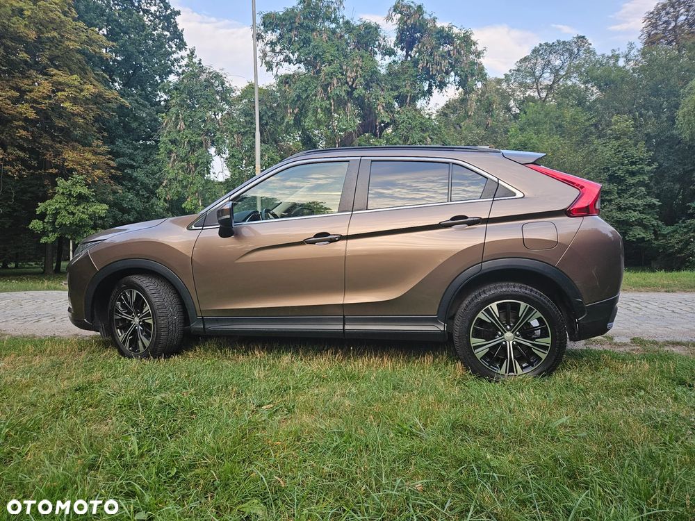 Mitsubishi Eclipse Cross - 5