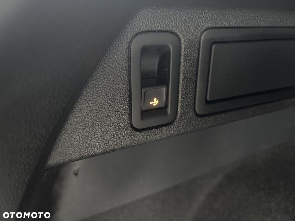 Volkswagen Tiguan 2.0 TDI SCR 4Mot Life DSG - 29