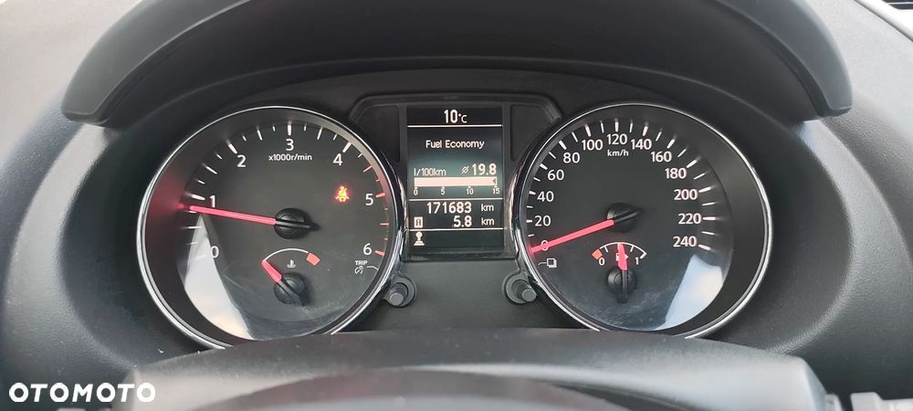 Nissan Qashqai 1.6 dCi 360 S&S - 16