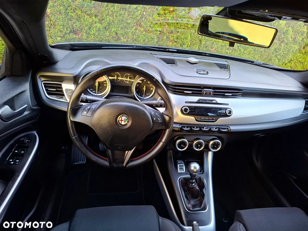 Alfa Romeo Giulietta - 14