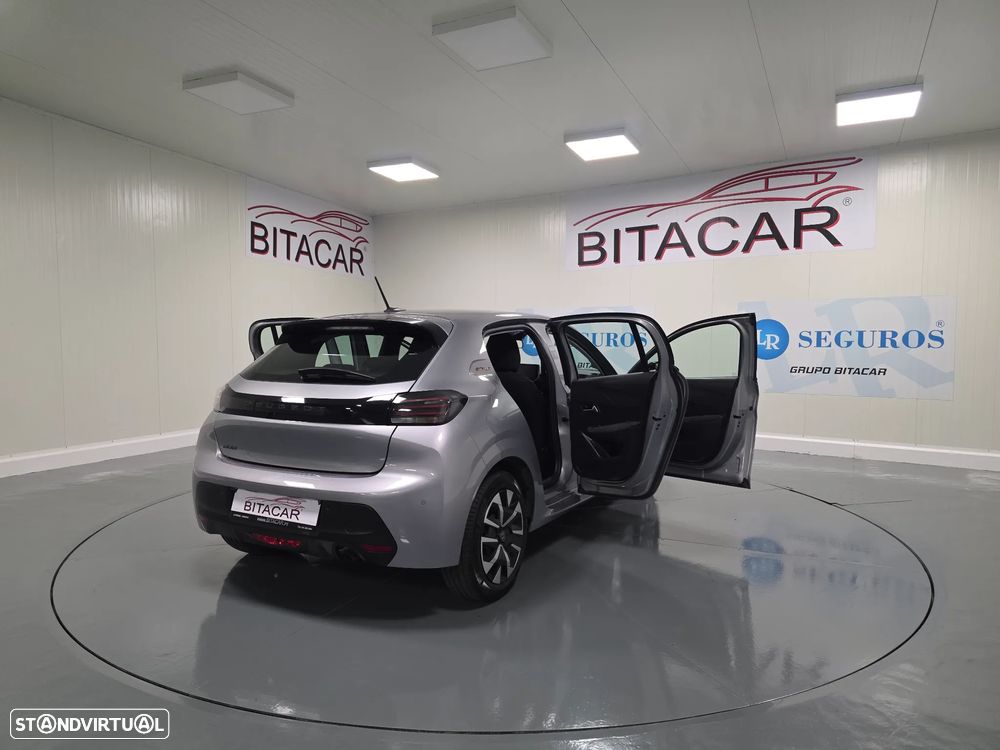 Peugeot 208 1.2 PureTech Style - 26