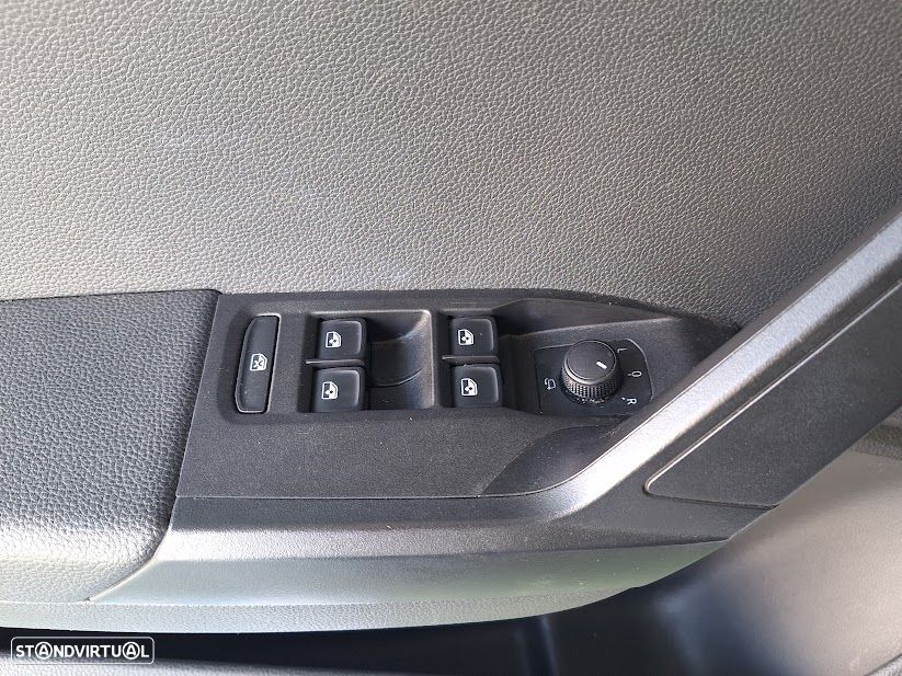 SEAT Arona 1.0 TSI Xperience DSG - 12