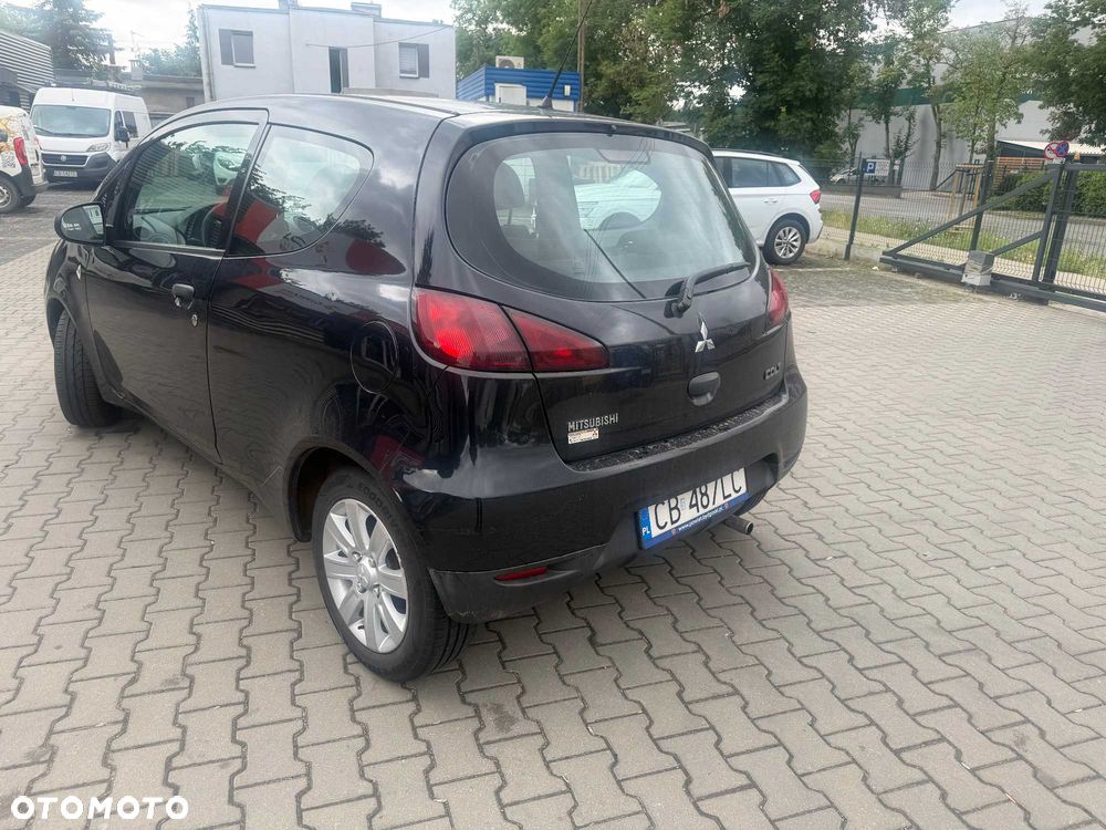 Mitsubishi Colt - 5