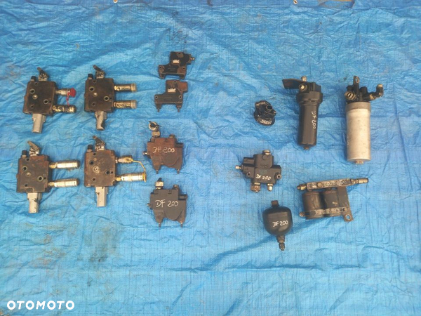 Sekcja hydrauliczna rozdzielacz zawór Same Lamborghini Deutz Fahr Agrotron MK3 175 200 205 230