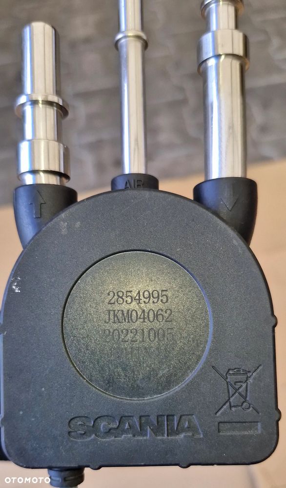 SCANIA R S SMOK CZUJNIK POZIOMU PALIWA 2854995 - 2