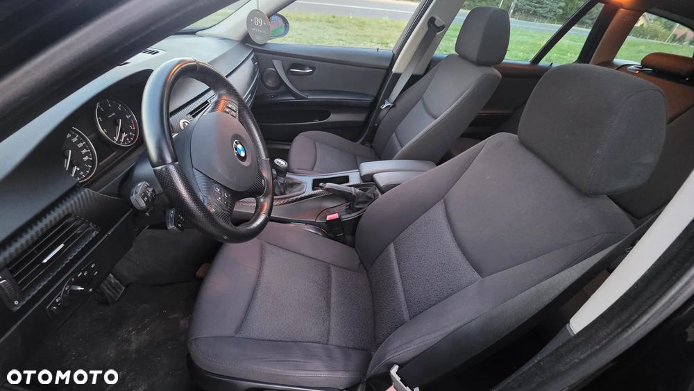 BMW Seria 3 318i - 19