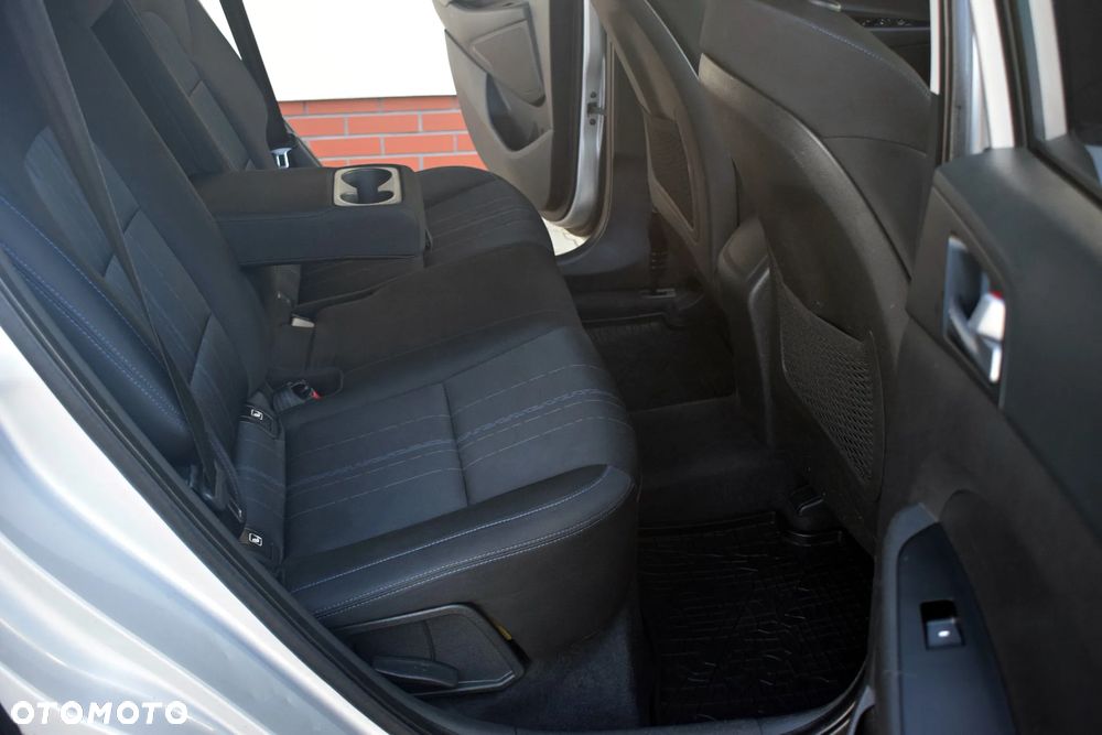 Hyundai Tucson 2.0 CRDi Style 4WD - 33