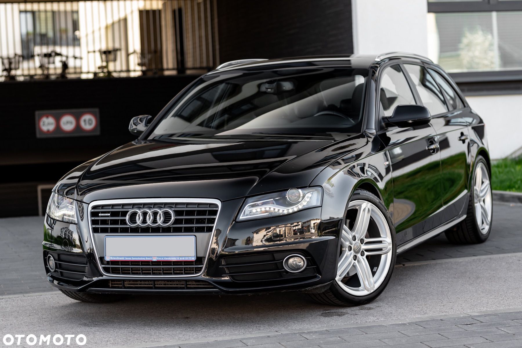 Audi A4 Avant 2.0 TFSI quattro S line Sportpaket - 1