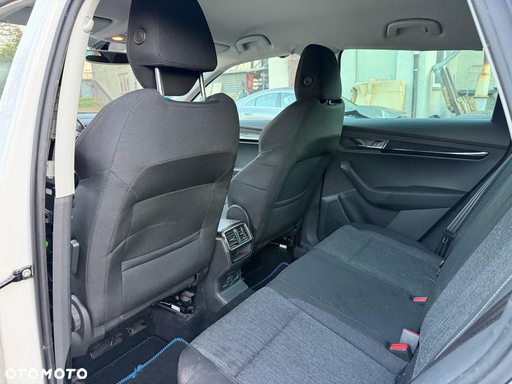 Skoda Karoq 1.5 TSI ACT DSG Style - 30