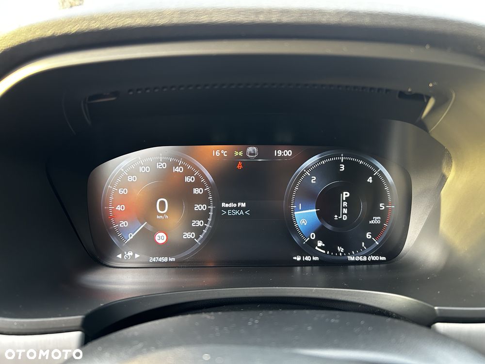Volvo V90 D3 Geartronic Momentum - 10