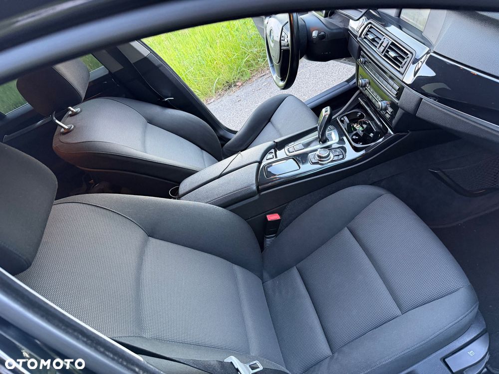 BMW Seria 5 520d - 17