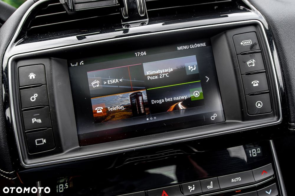 Jaguar XE - 34