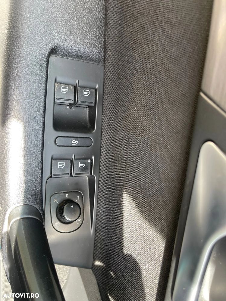 Volkswagen Passat 2.0 TDI BlueMotion Technology DSG Comfortline - 12