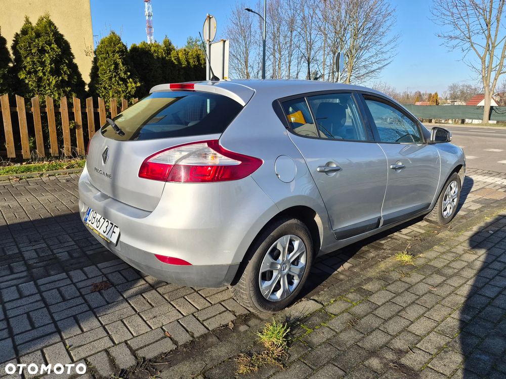 Renault Megane 1.6 16V 110 Dynamique - 10