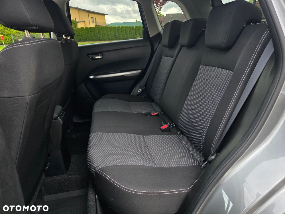 Suzuki Vitara 1.4 Boosterjet Premium 4WD - 17